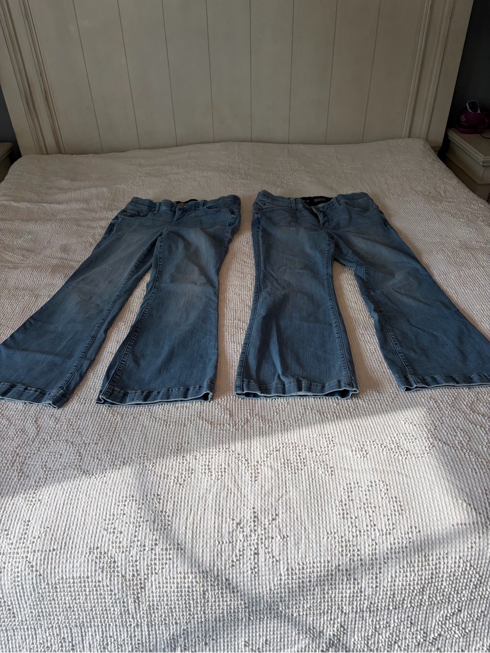 Torrid Bombshell High Waisted Flared Denim Jeans Distressed 2 Pair Size 16R